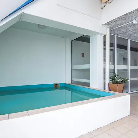 Apartment 4 Person In